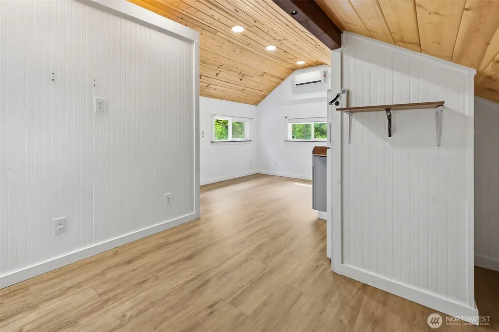 1006 Arnold Avenue E Port Orchard WA 98366