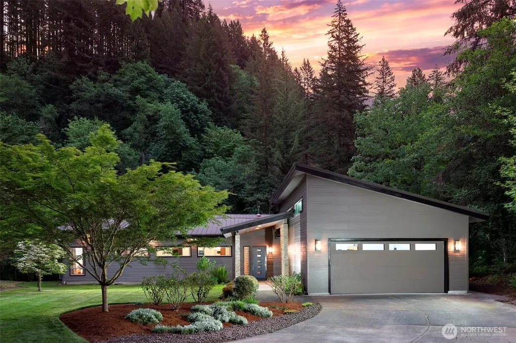 282 River Glen Road Washougal WA 98671