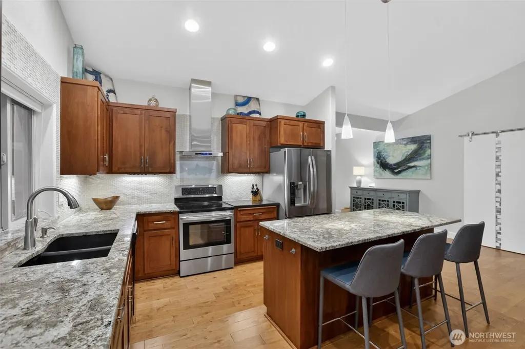 282 River Glen Road Washougal WA 98671