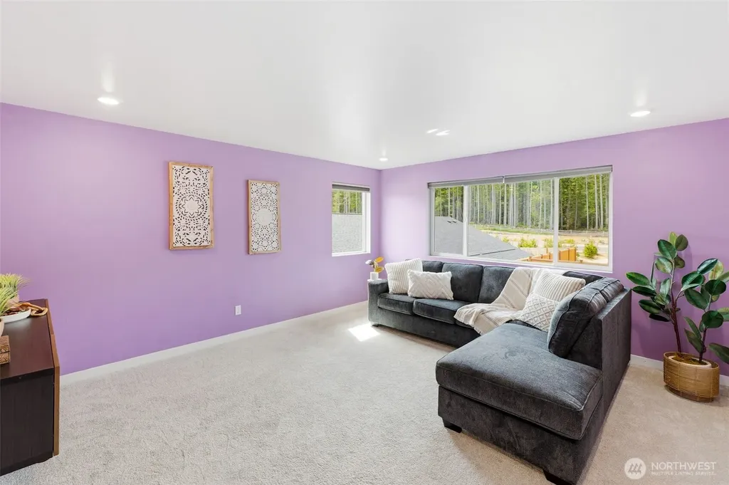 5536 Kinross Road SW Port Orchard WA 98367