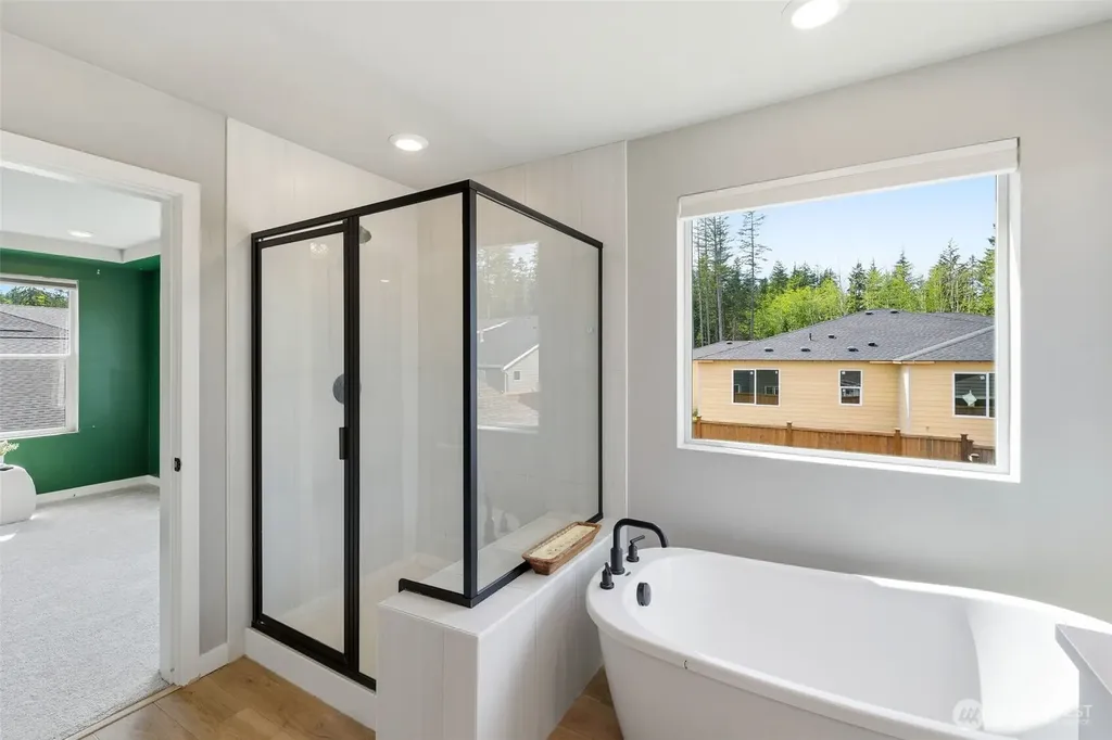 5536 Kinross Road SW Port Orchard WA 98367
