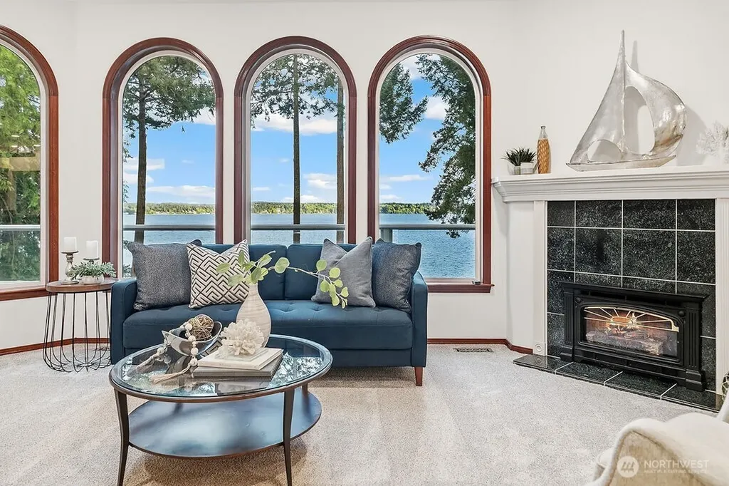 141 E Winterwood Drive Grapeview WA 98546