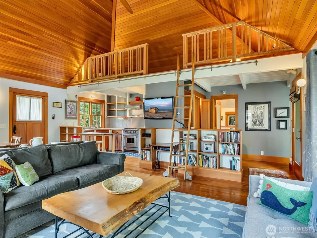 34204 Territory Road Oysterville WA 98641