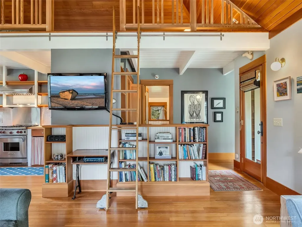 34204 Territory Road Oysterville WA 98641