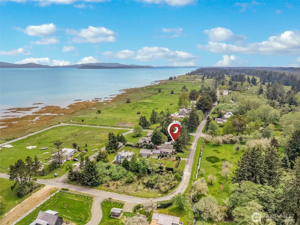 34204 Territory Road Oysterville WA 98641