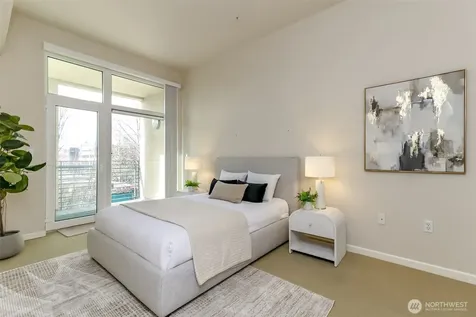 17 W Mercer Street Seattle WA 98119