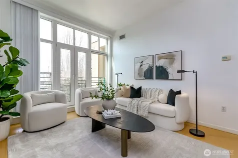 17 W Mercer Street Seattle WA 98119