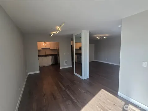 2824 Grand Avenue Everett WA 98201