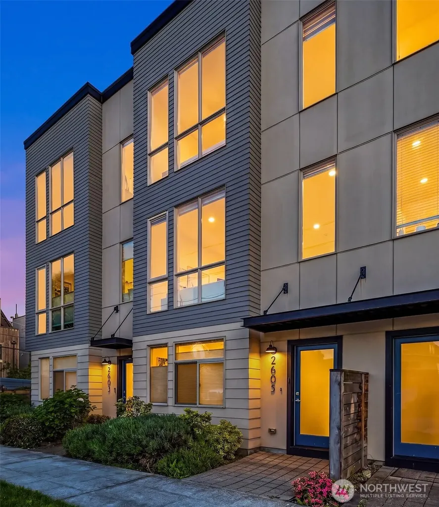 2605 NW 64th Street Seattle WA 98107