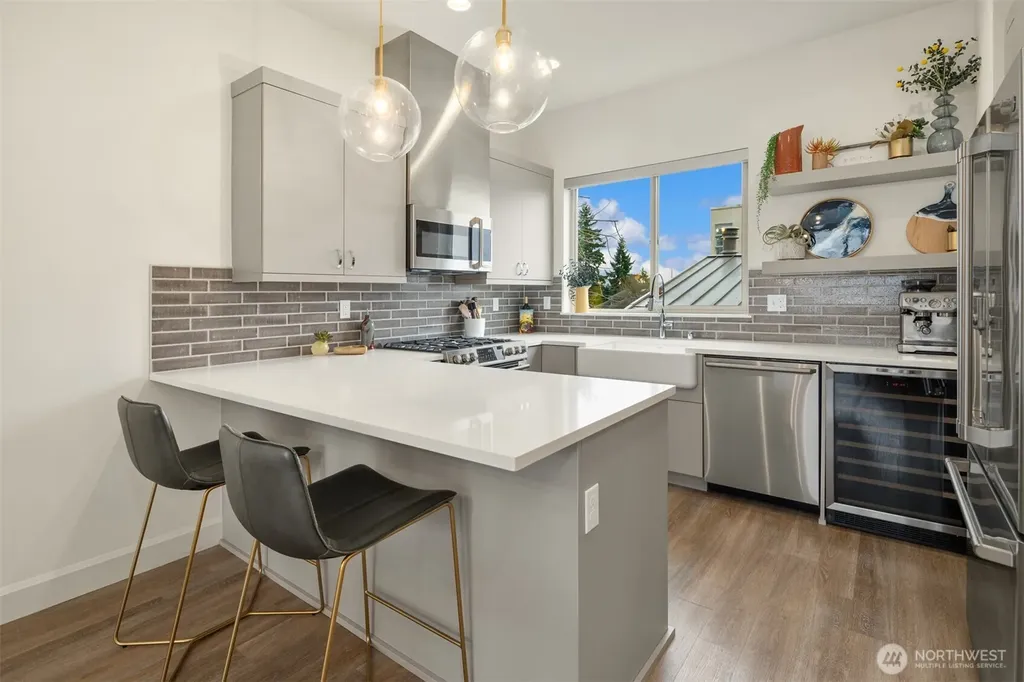 2605 NW 64th Street Seattle WA 98107
