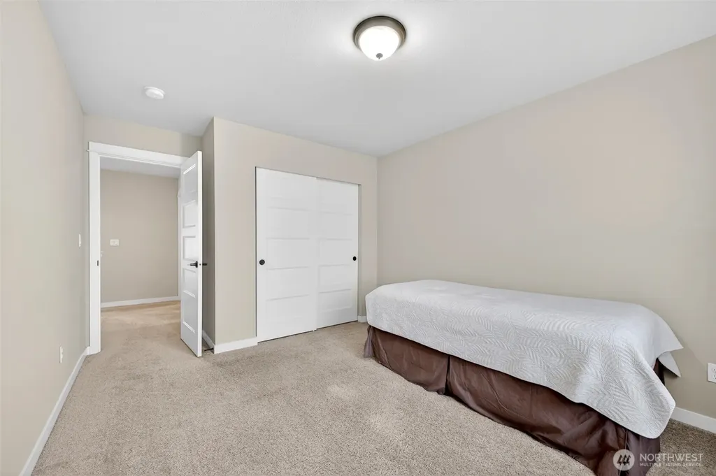 438 Riley Court E Enumclaw WA 98022