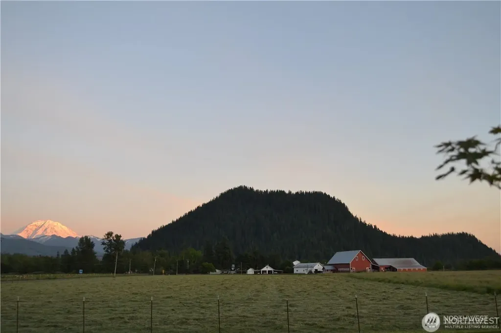 438 Riley Court E Enumclaw WA 98022