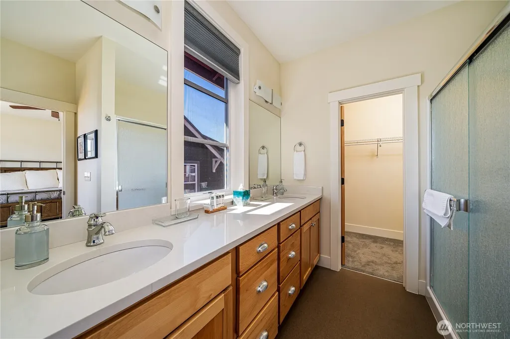 350 Porcupine Lane Chelan WA 98816