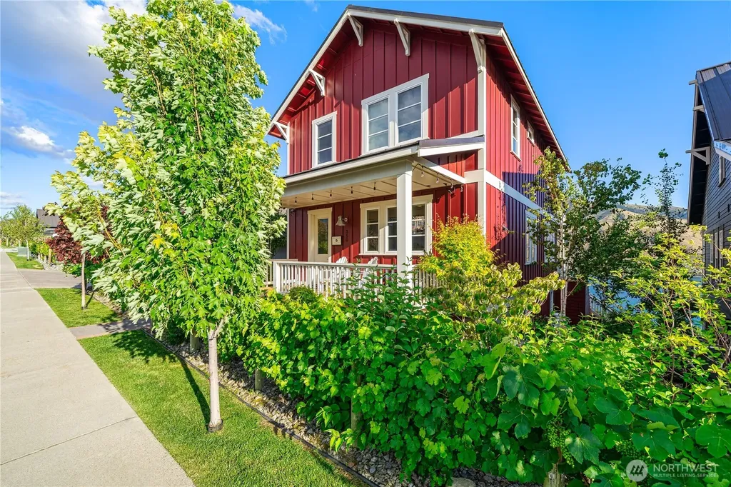 350 Porcupine Lane Chelan WA 98816