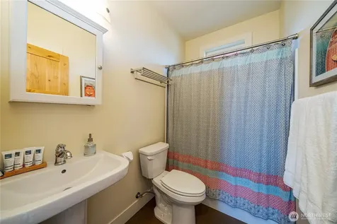350 Porcupine Lane Chelan WA 98816
