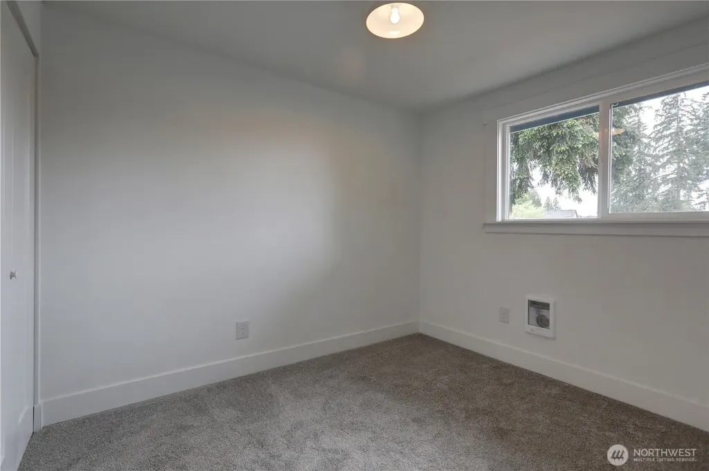 11816 SE 318th Place Auburn WA 98092
