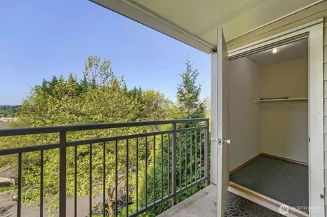 3811 130th Lane SE Bellevue WA 98006