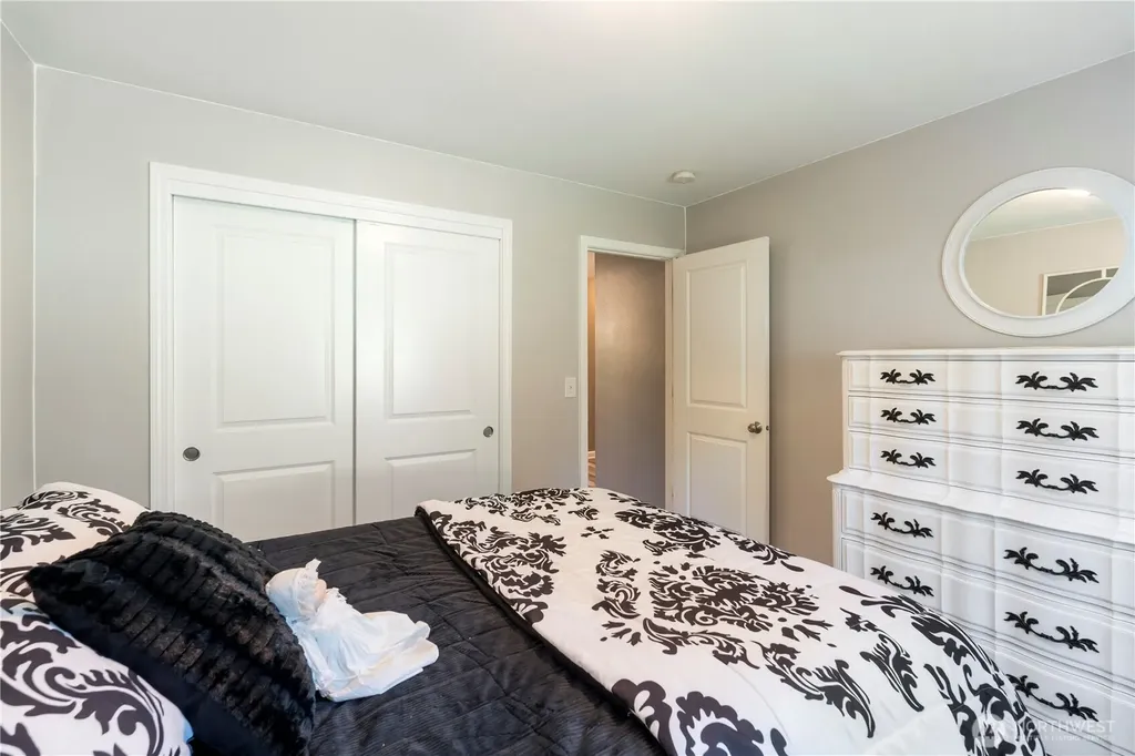 16915 Eugene Street SW Rochester WA 98579