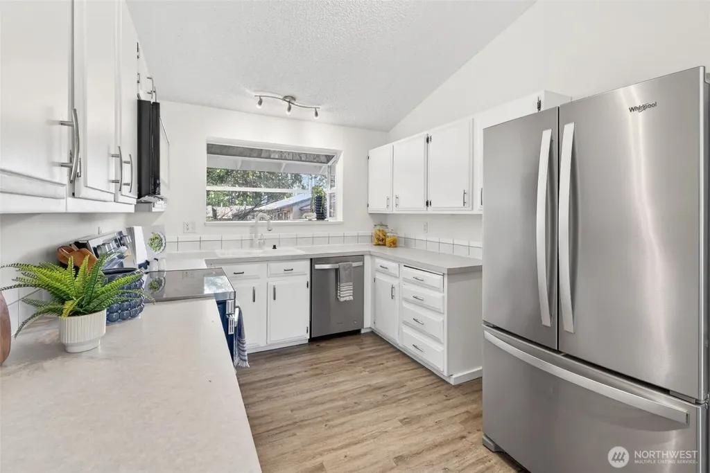 3435 Auburn Way S Auburn WA 98092