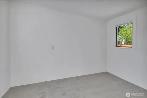 9013 11th Ave SW Seattle WA 98106