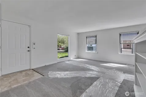 9013 11th Ave SW Seattle WA 98106