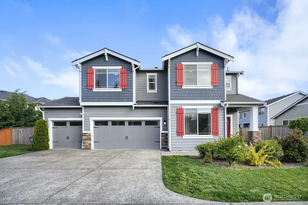 17326 129th Avenue E Puyallup WA 98374