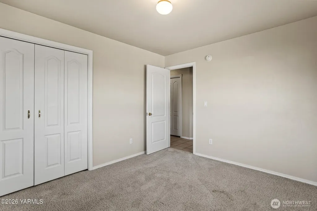 8204 Midvale Road Yakima WA 98908