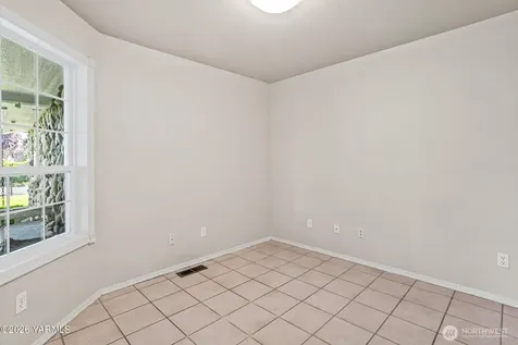8204 Midvale Road Yakima WA 98908