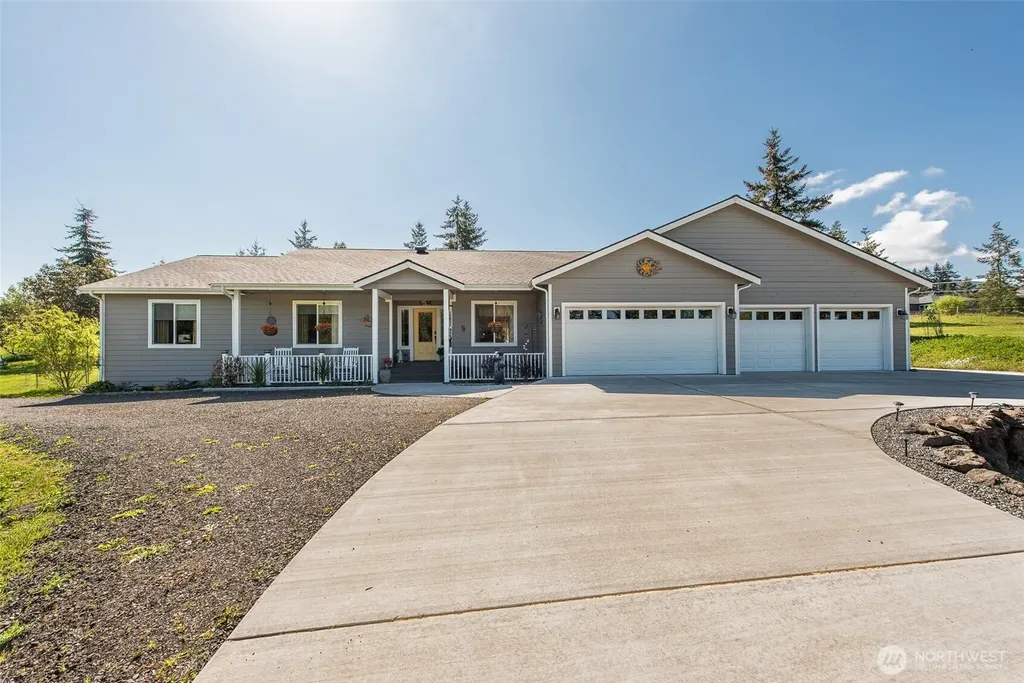 192 Michael Earl Way Sequim WA 98382