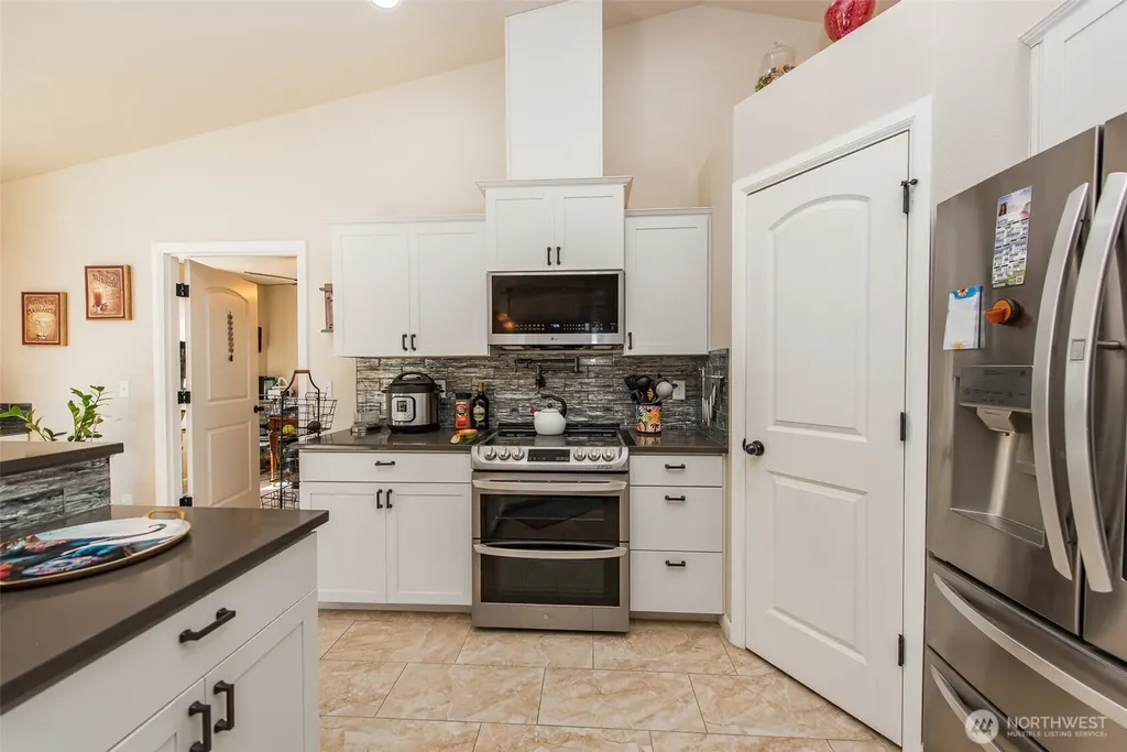 192 Michael Earl Way Sequim WA 98382