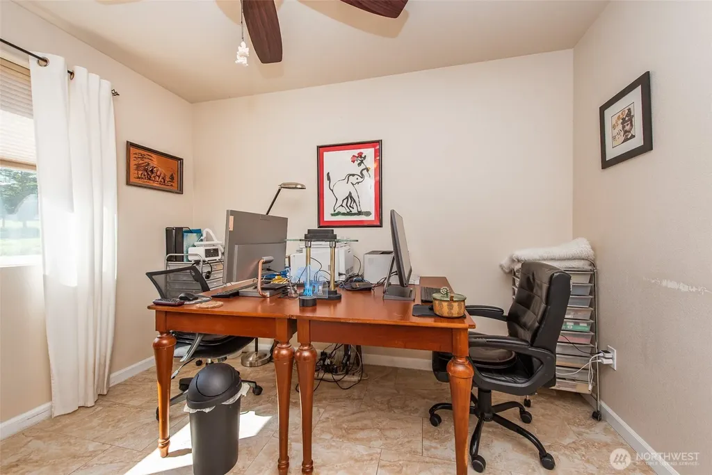 192 Michael Earl Way Sequim WA 98382