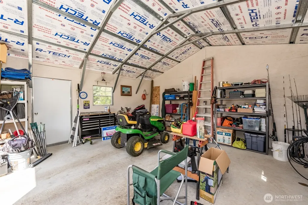 192 Michael Earl Way Sequim WA 98382