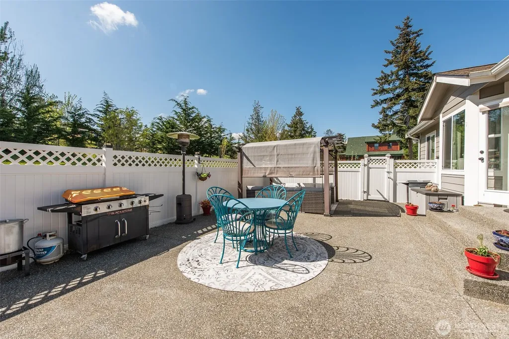 192 Michael Earl Way Sequim WA 98382