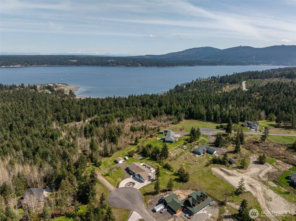 192 Michael Earl Way Sequim WA 98382