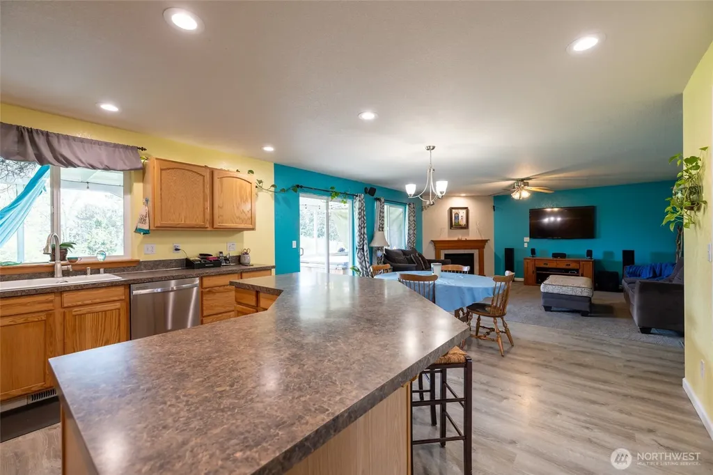 7332 183rd Avenue SW Rochester WA 98579