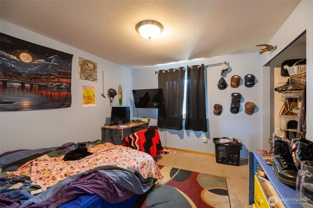 7332 183rd Avenue SW Rochester WA 98579