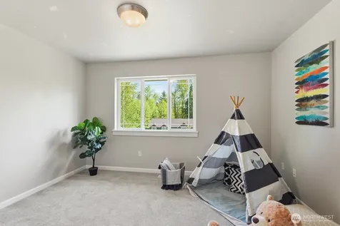 13514 3rd Avenue NE Tulalip WA 98271