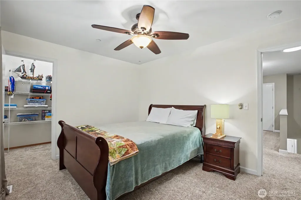 2219 Forrest Street Dupont WA 98327