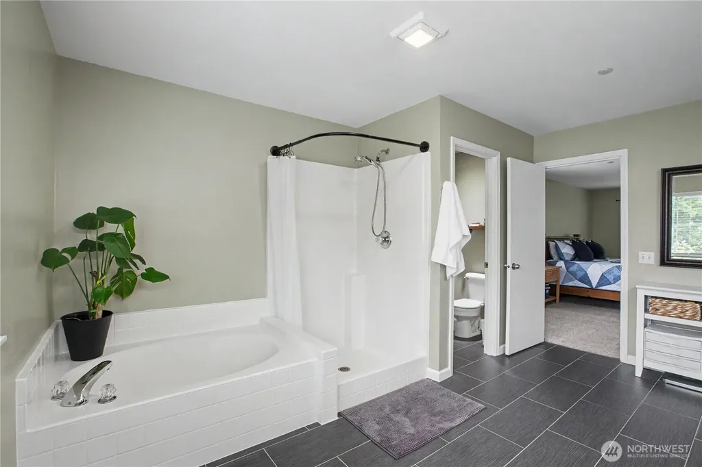 2219 Forrest Street Dupont WA 98327