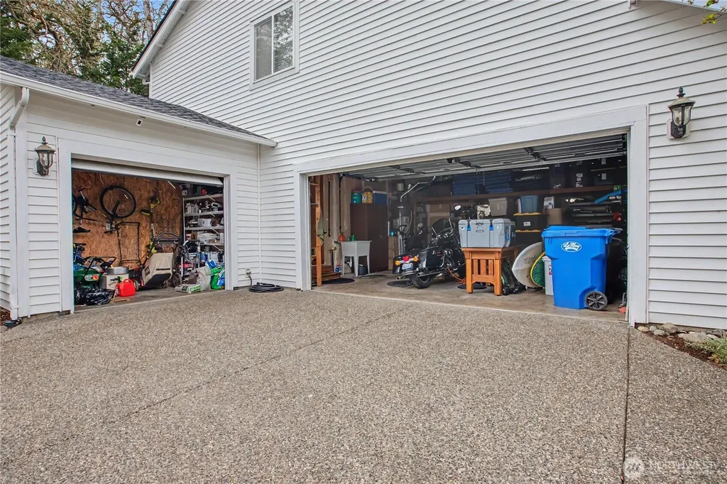 2219 Forrest Street Dupont WA 98327