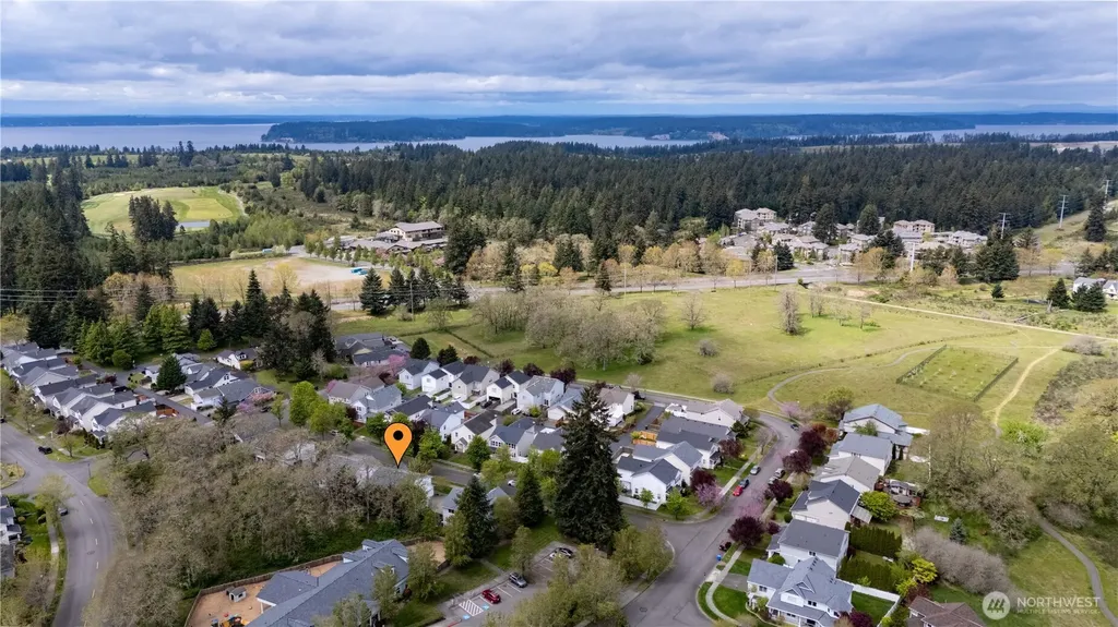 2219 Forrest Street Dupont WA 98327