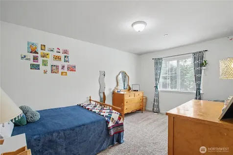 2219 Forrest Street Dupont WA 98327