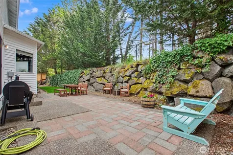 2219 Forrest Street Dupont WA 98327