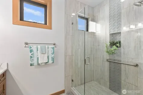 2181 Mariner Beach Drive Oak Harbor WA 98277