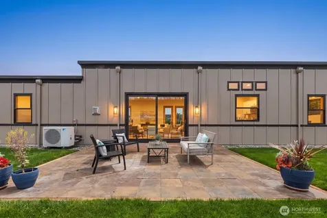 2181 Mariner Beach Drive Oak Harbor WA 98277