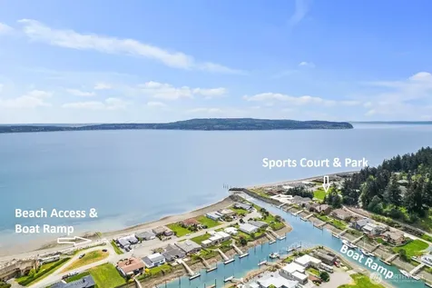 2181 Mariner Beach Drive Oak Harbor WA 98277