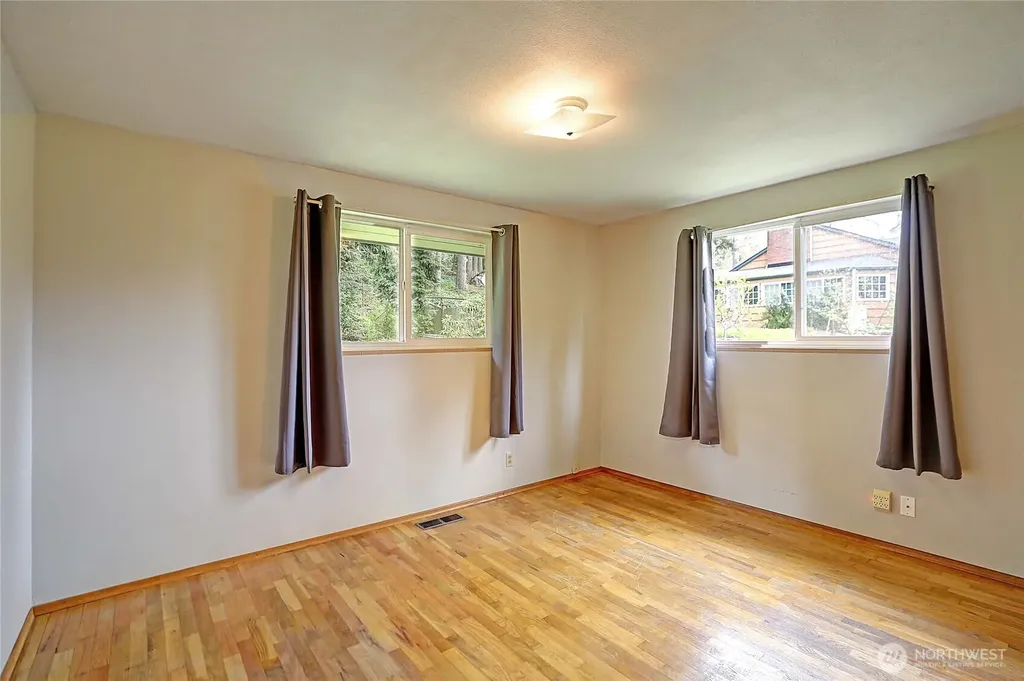 17810 Olympic View Drive Edmonds WA 98026