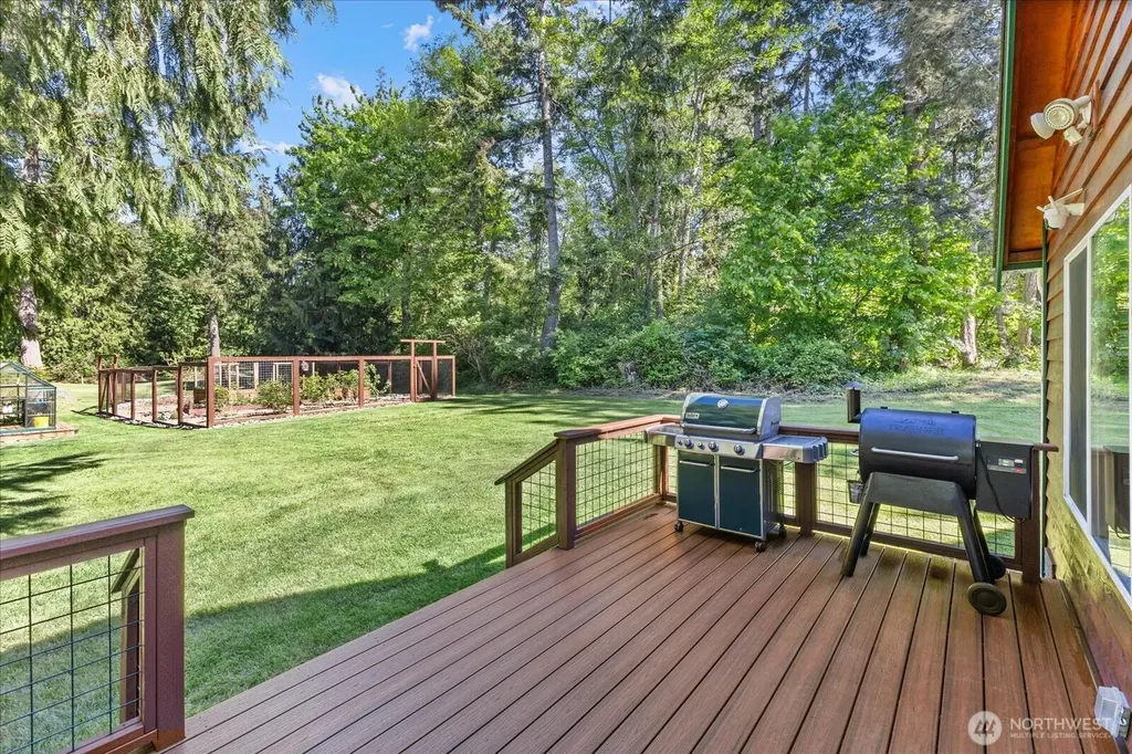 16519 74th Avenue NW Stanwood WA 98292