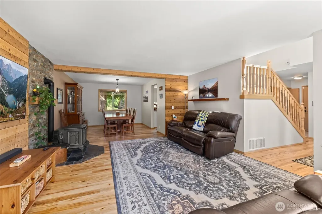 16519 74th Avenue NW Stanwood WA 98292