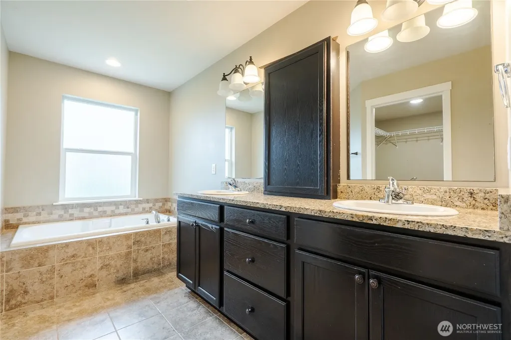 8365 Pheasant Drive Blaine WA 98230